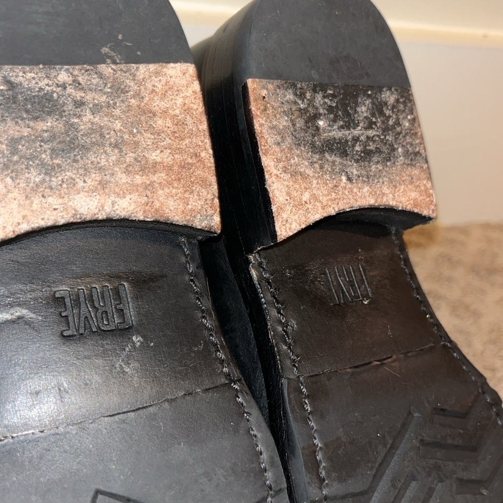 Barely Worn Veronica Inside Zip Boot - image 7